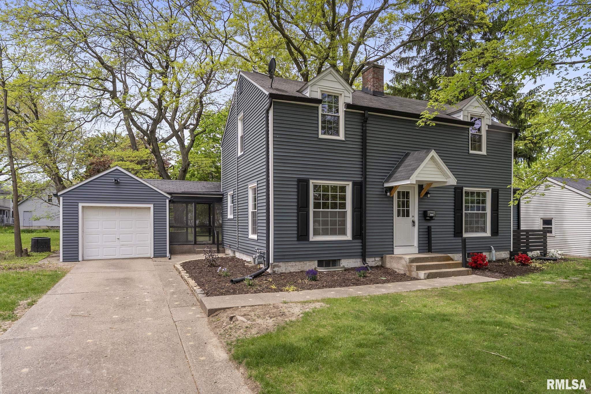 1606 Coffelt Avenue Property Photo 1