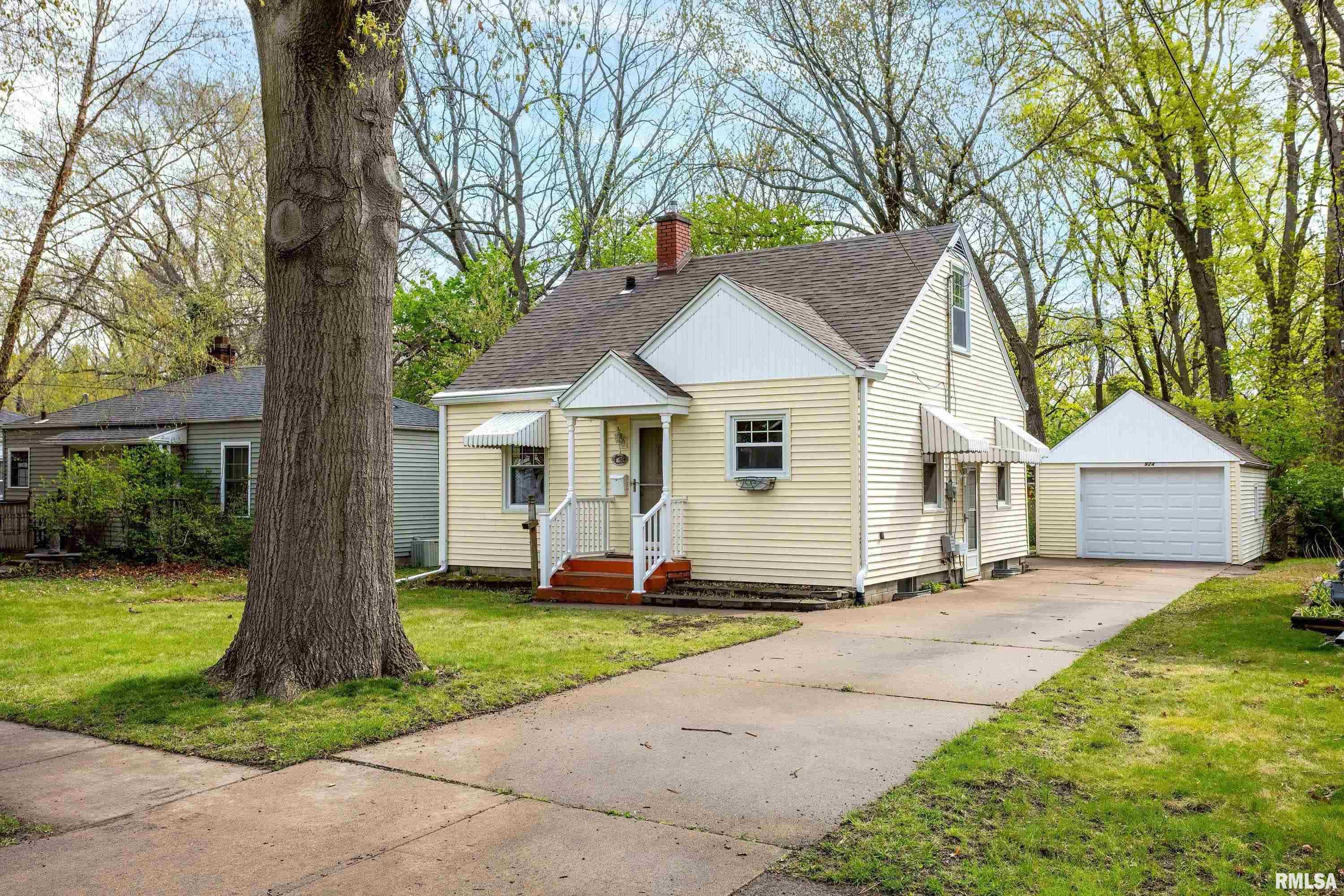 924 53rd Street Property Photo