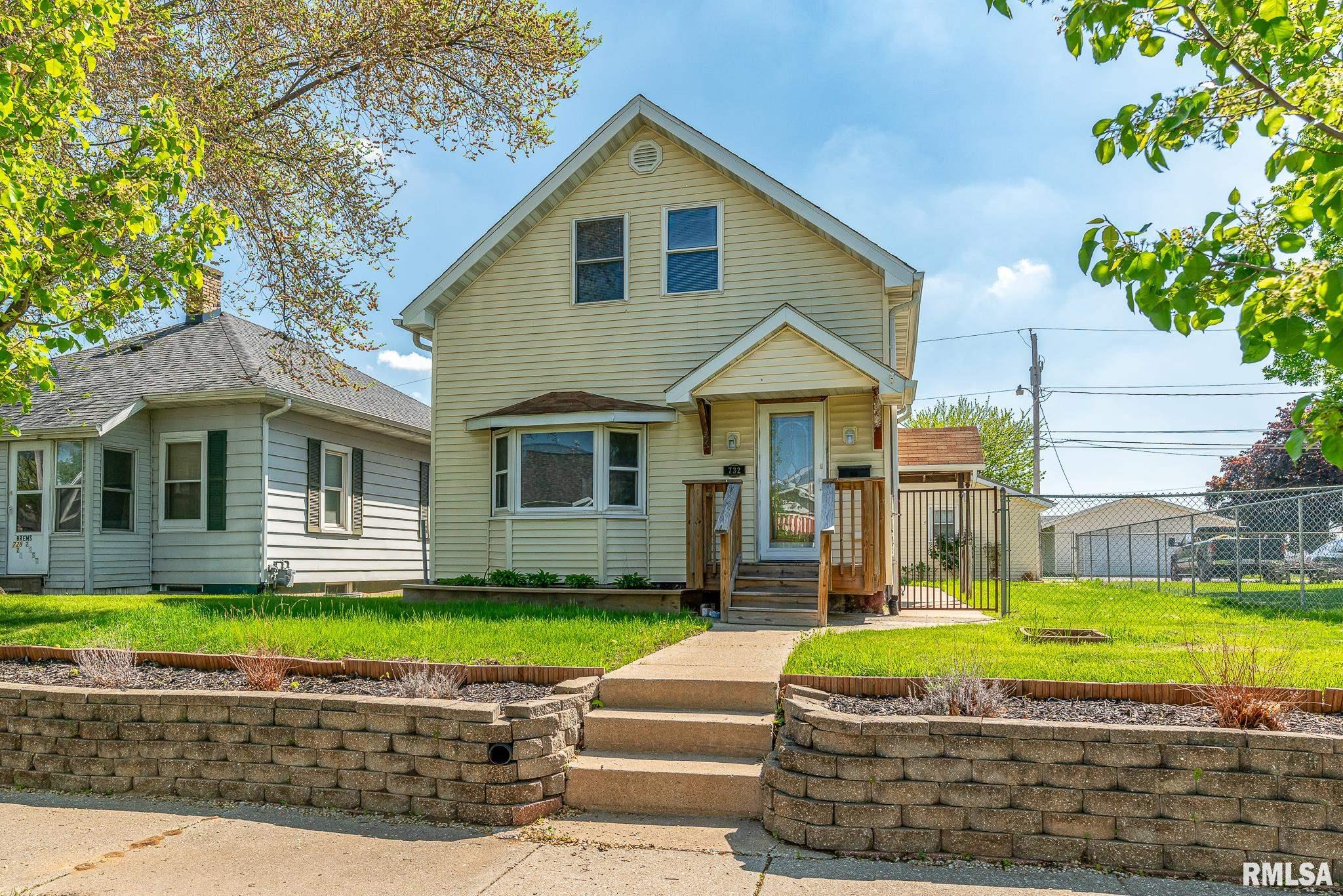 732 26th Street Property Photo 1