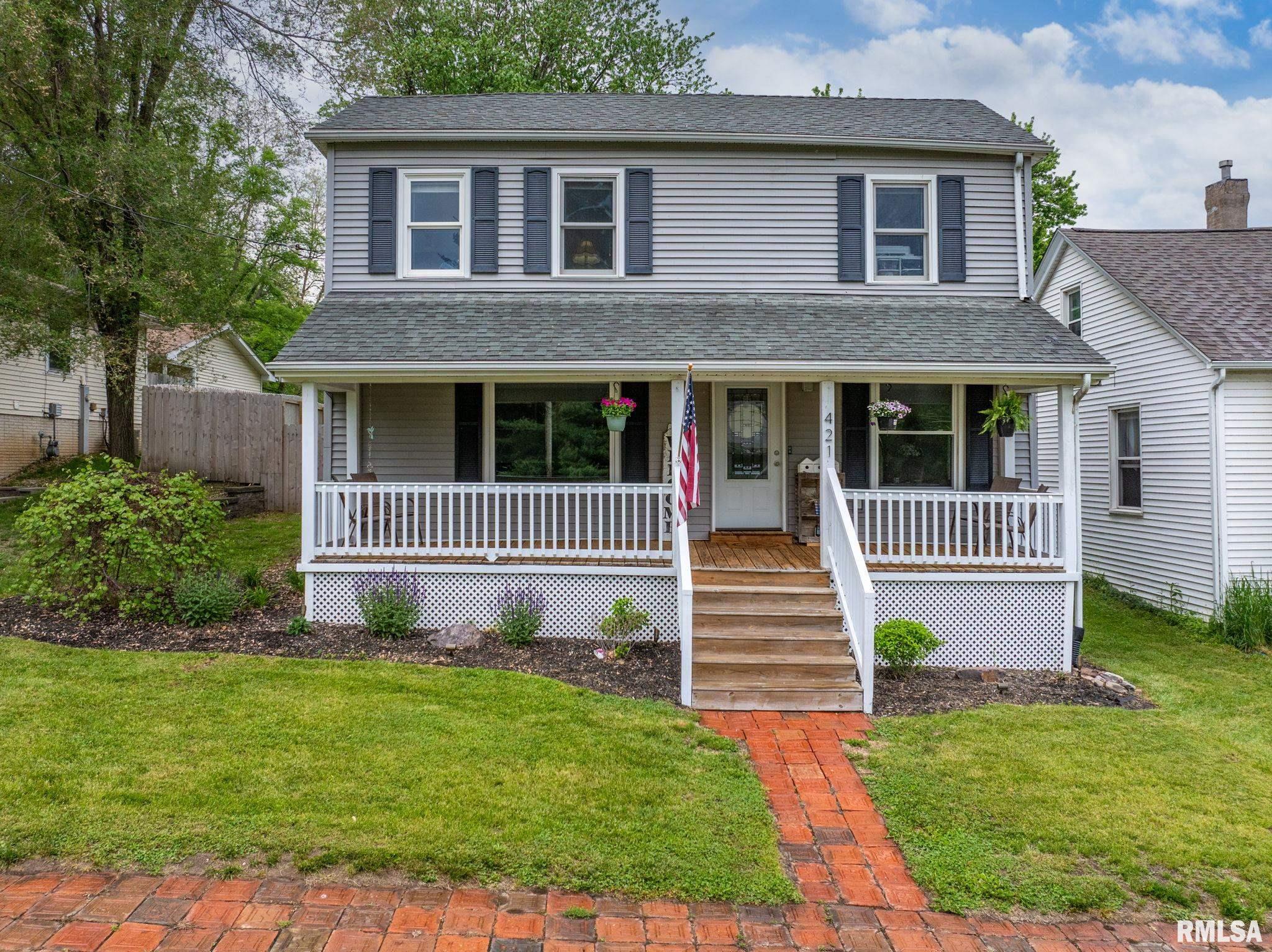 421 Wisconsin Street Property Photo