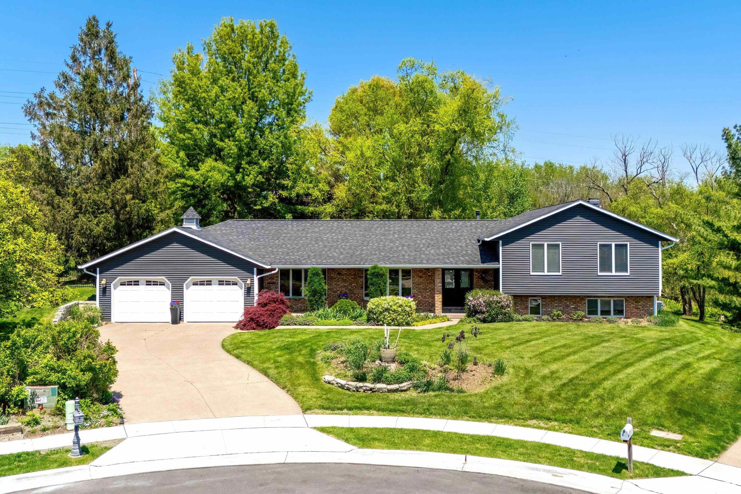 4105 APPLE VALLEY Drive