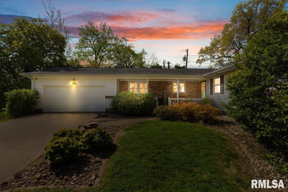 1224 34th Avenue Court Property Photo 1