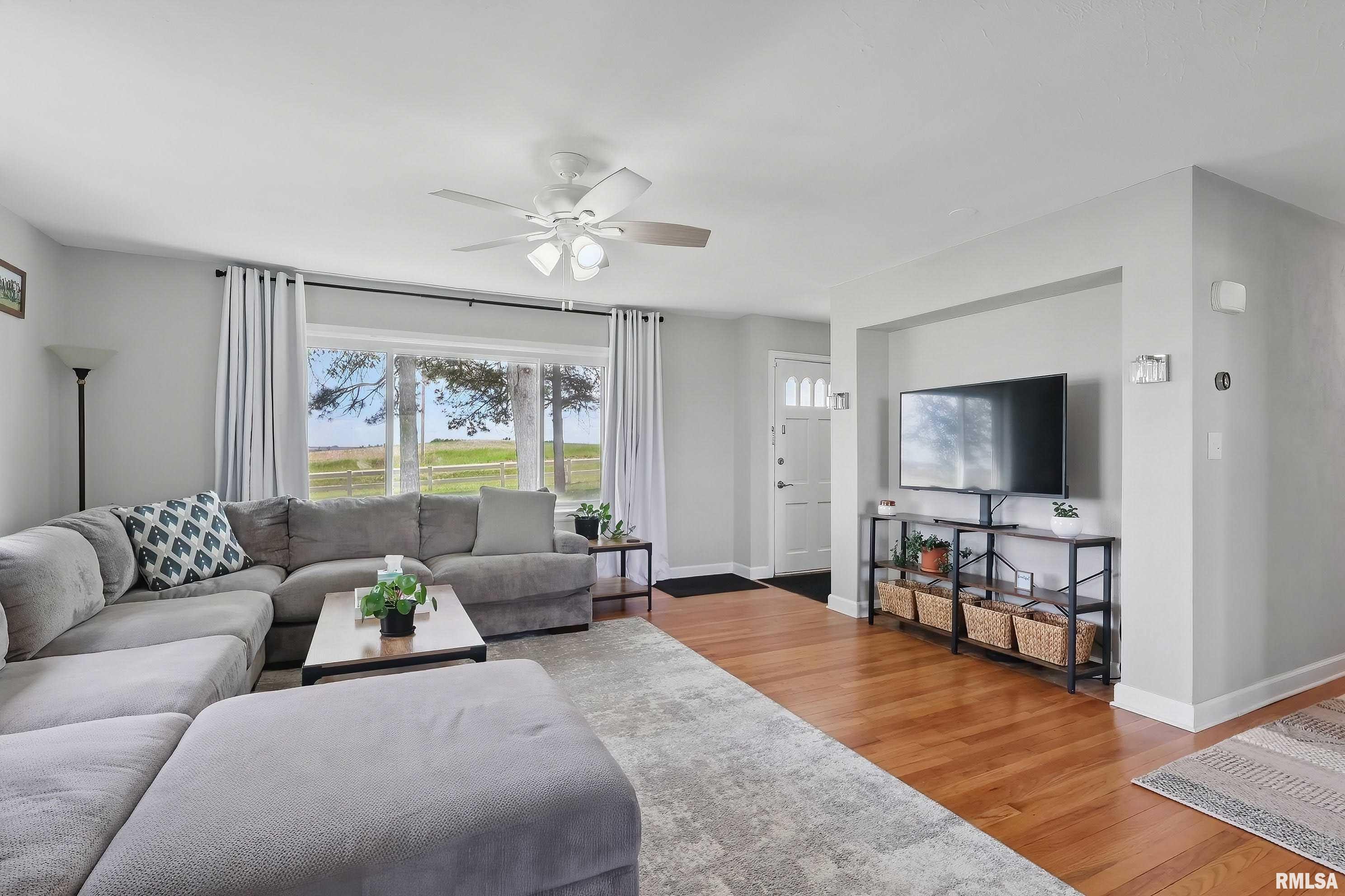 13218 300th Street Property Photo 10