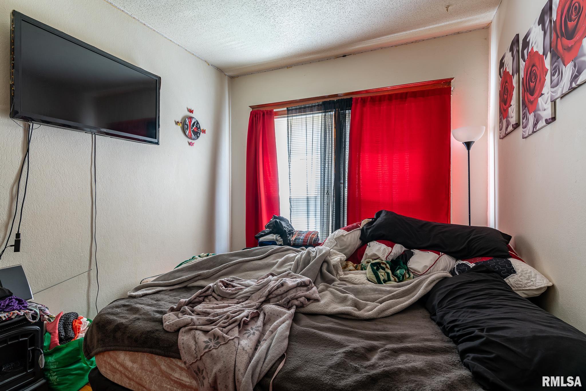 1525-1527 8th Avenue Property Photo 11