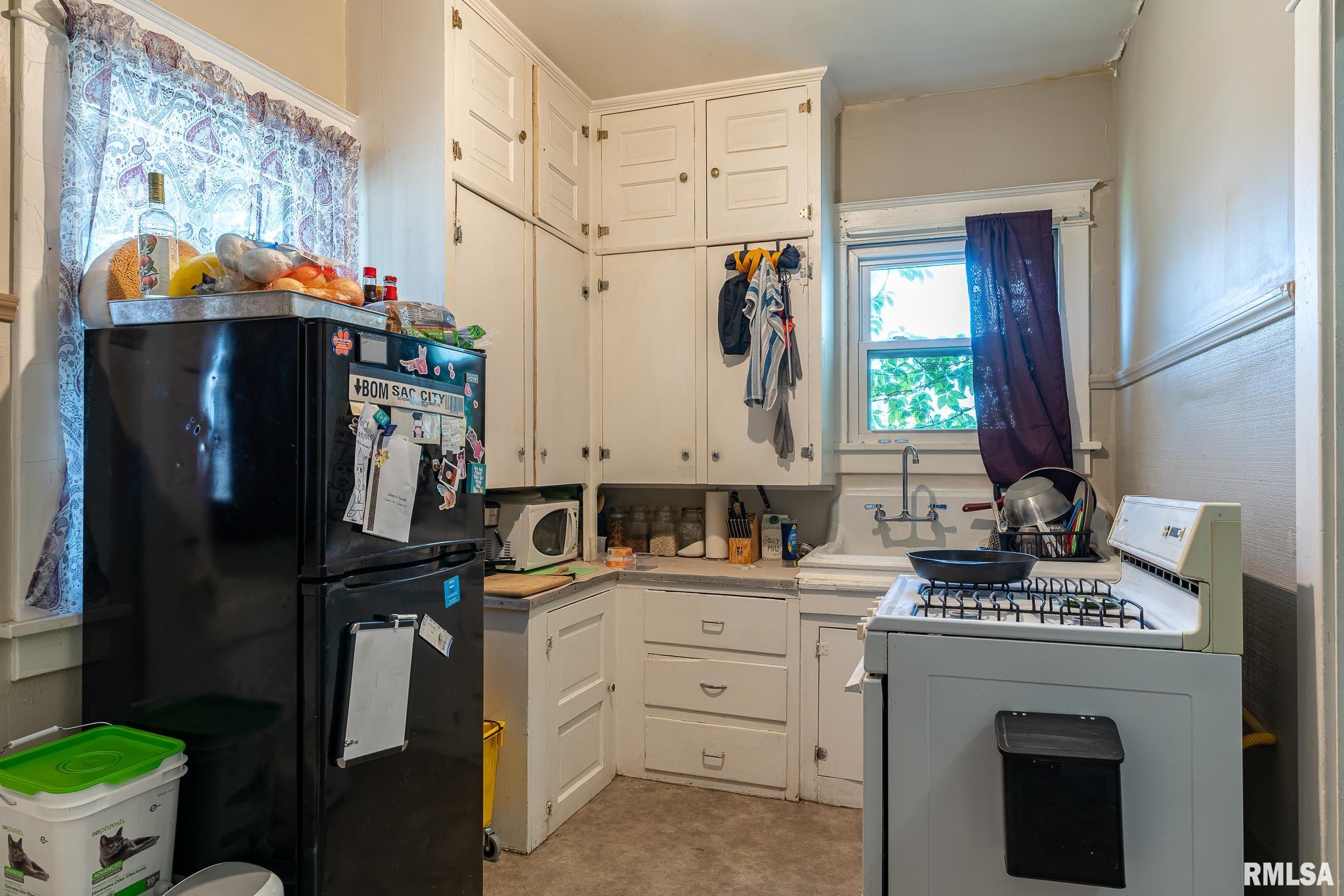 1525-1527 8th Avenue Property Photo 18