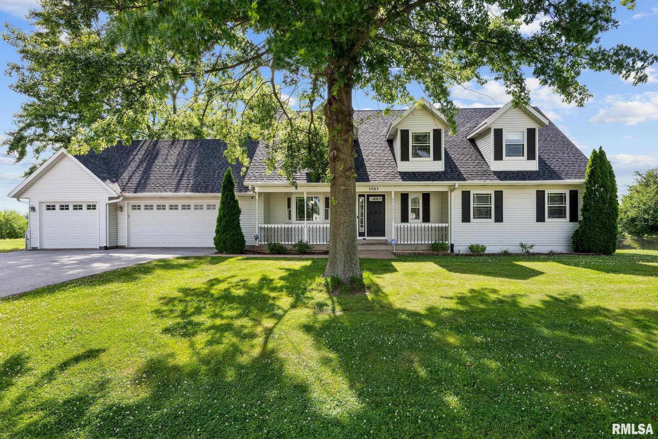 1131 Lakeview Drive Property Photo 1