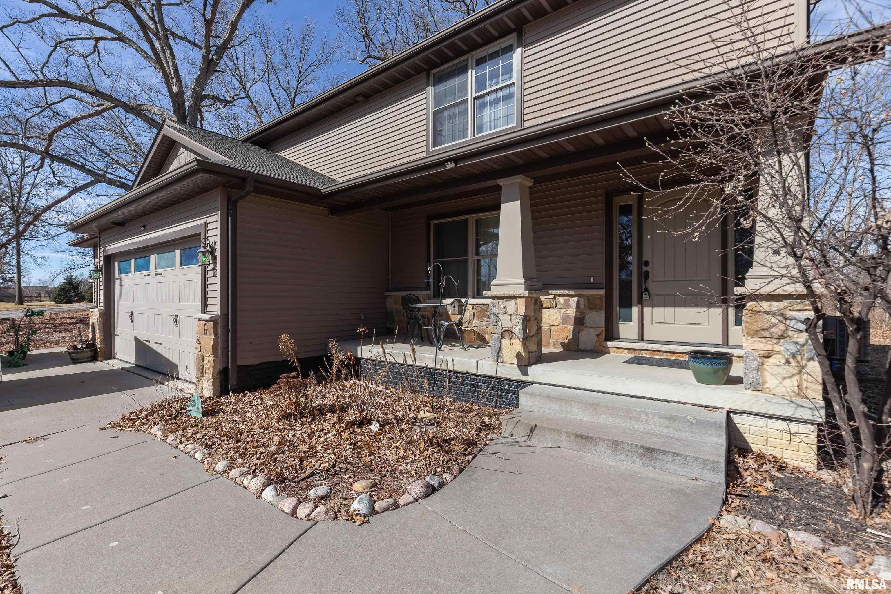 9932 123rd Street Property Photo 1