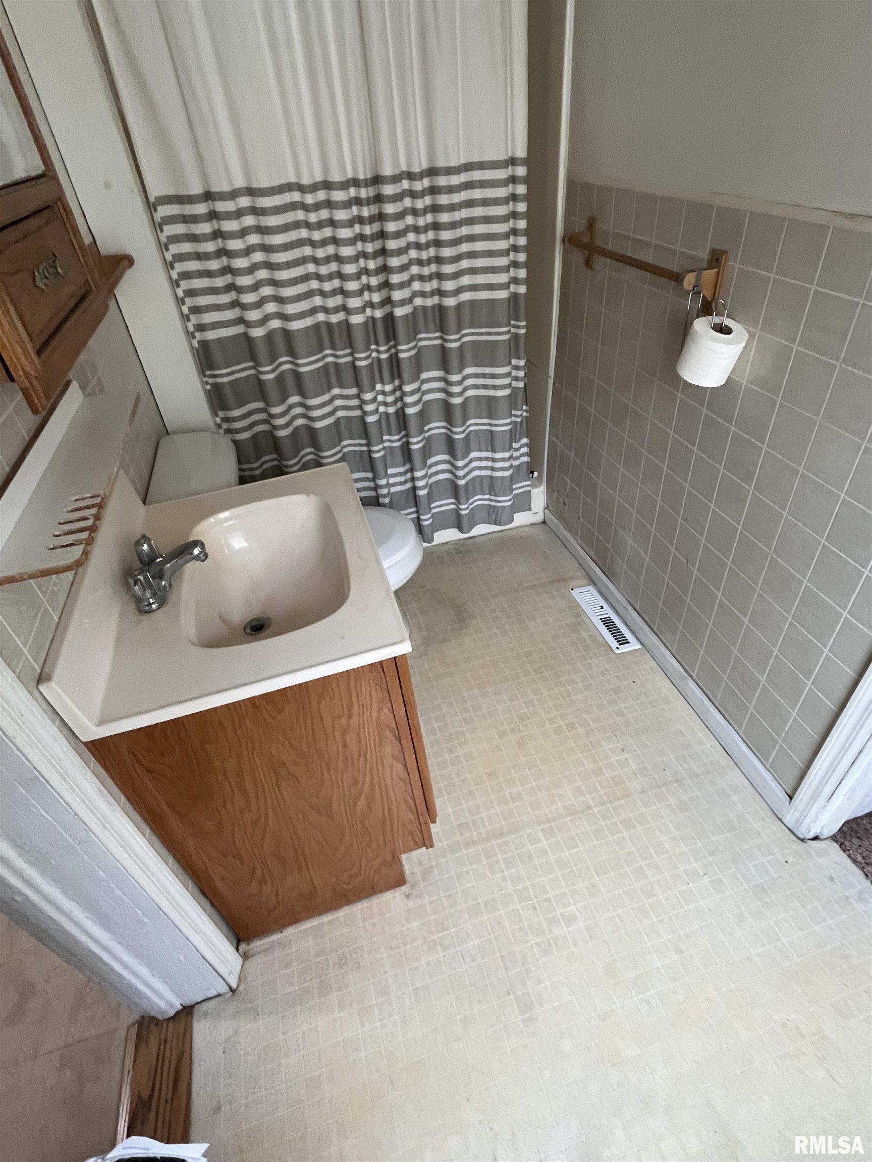 2801 Roosevelt Street Property Photo 5