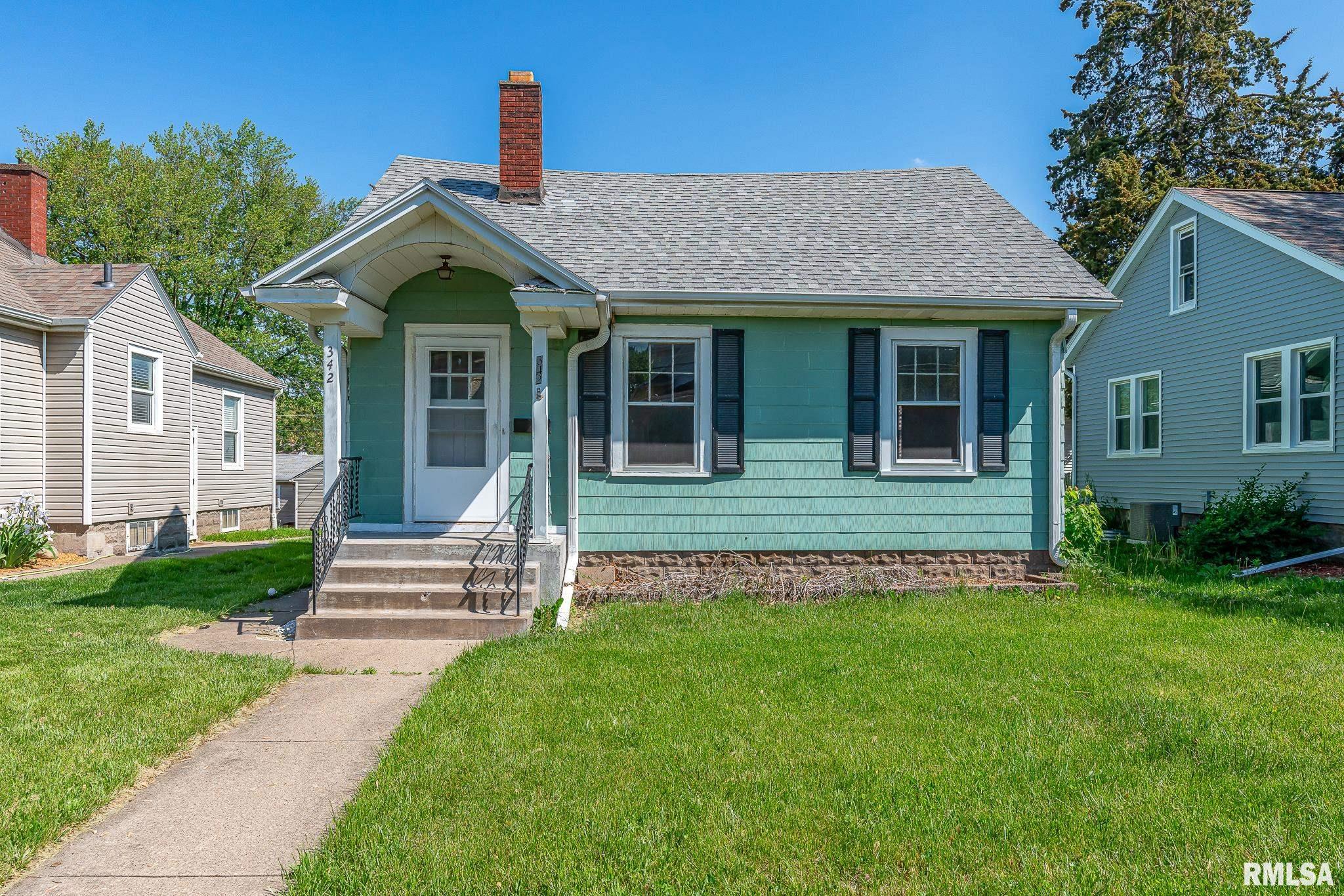 342 W 30th Street Property Photo