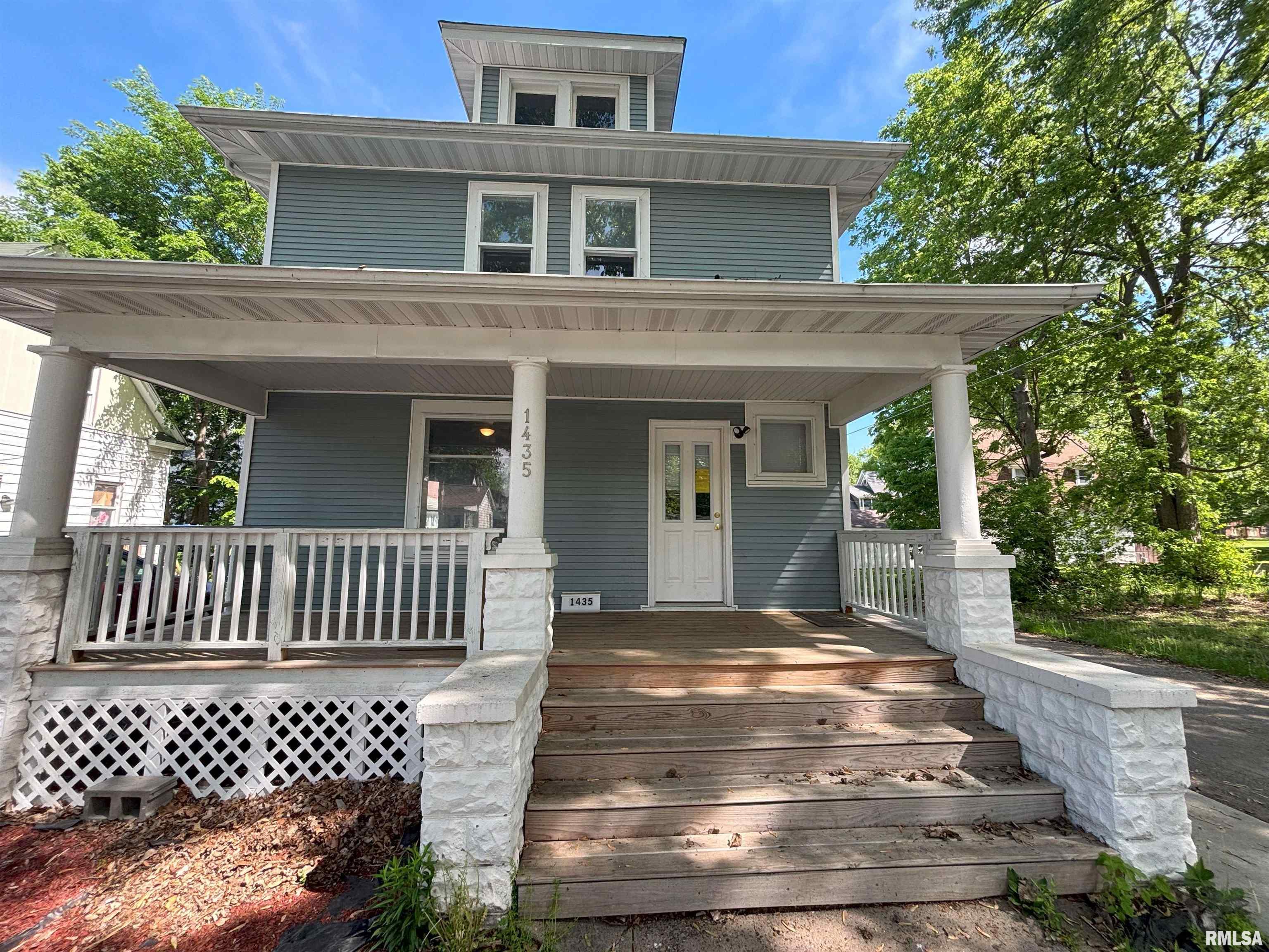 1435 15th Avenue Property Photo 1