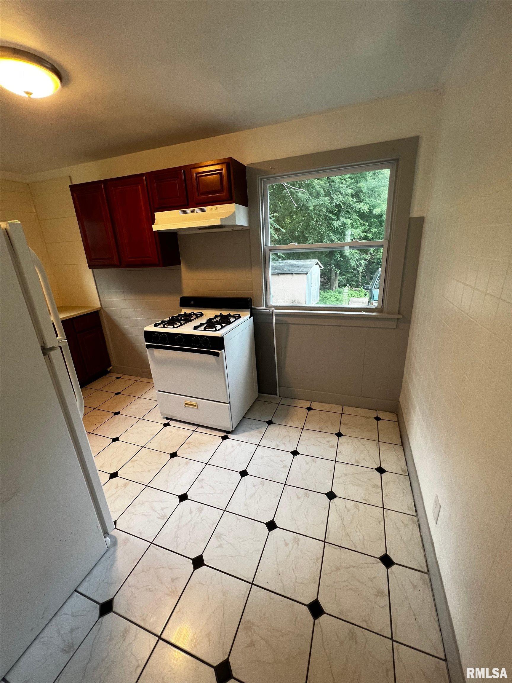 1701 2nd Street Property Photo 4