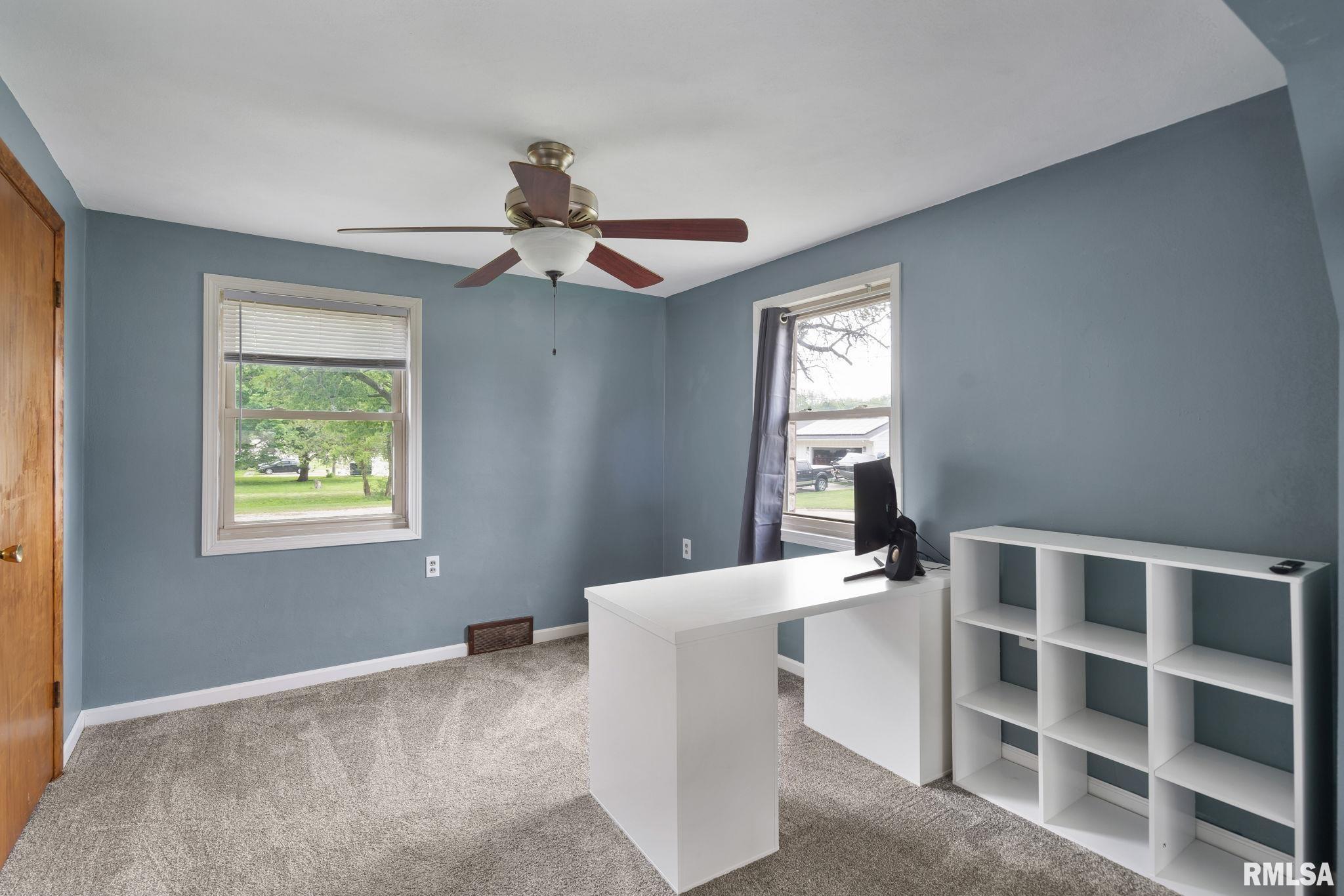 309 W North Avenue Property Photo 8