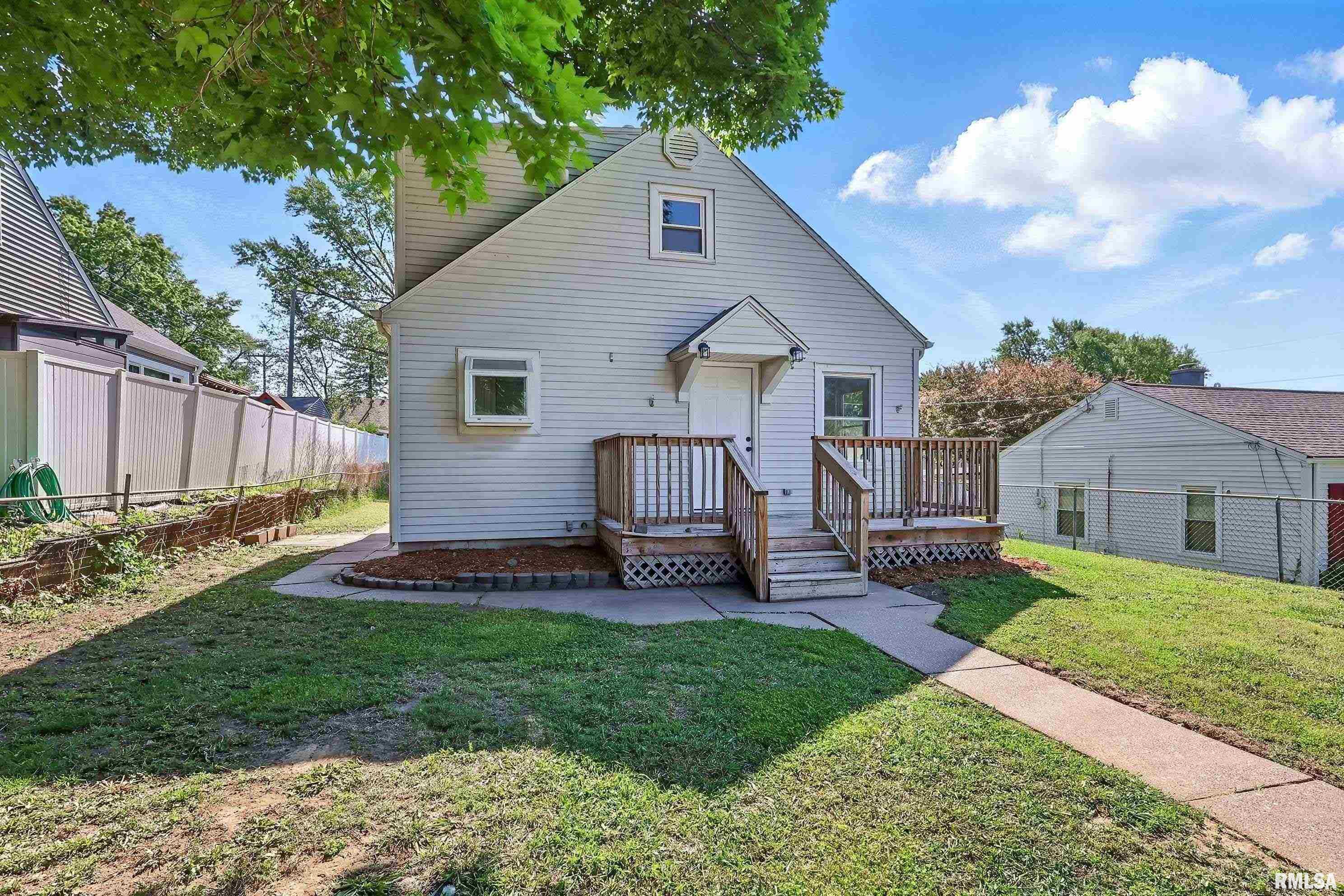 3433 Washington Street Property Photo 1