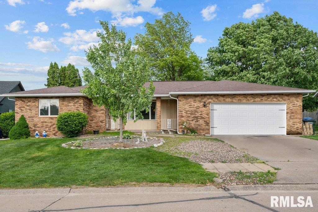 5117 Woodland Avenue Property Photo 1
