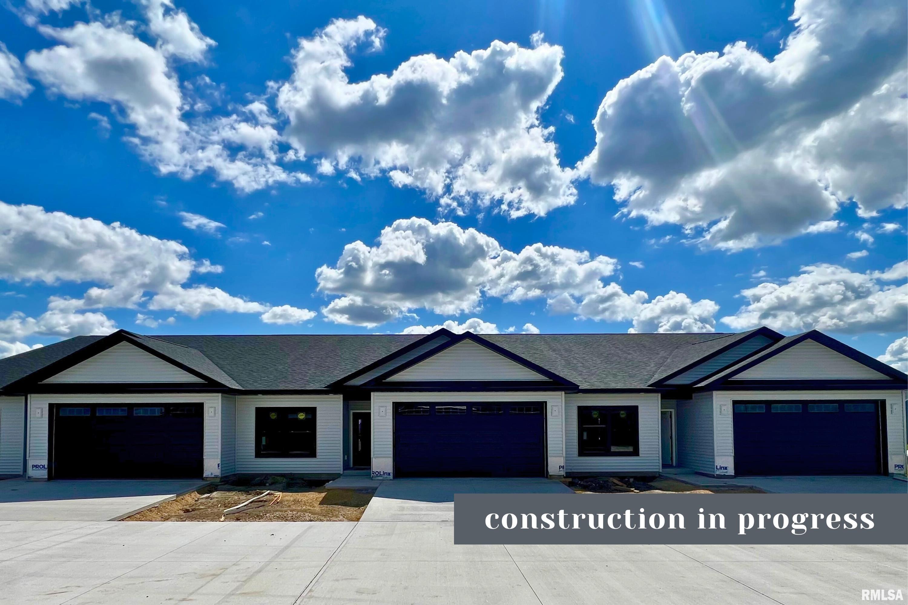 1867 Redbud Circle Property Photo 1