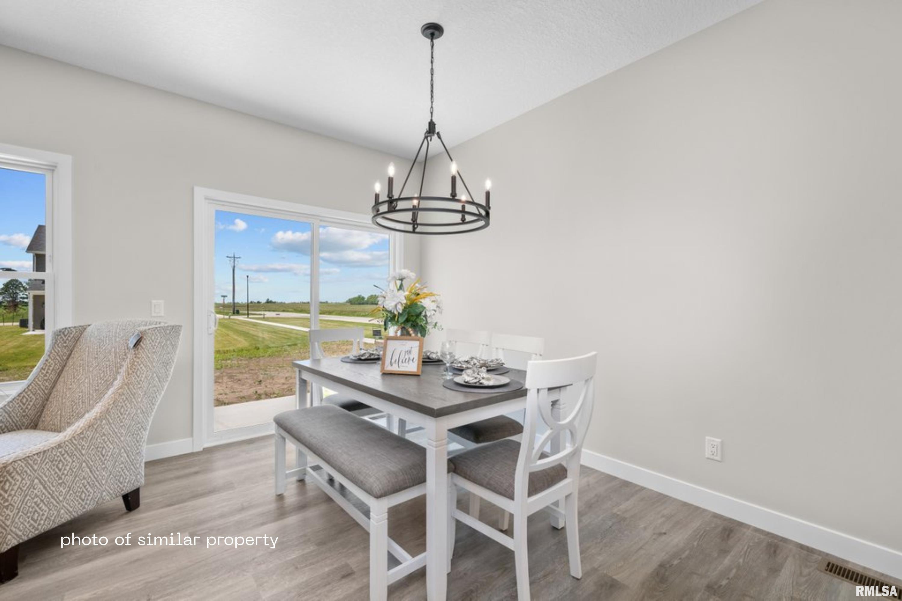 1875 Redbud Circle Property Photo 8