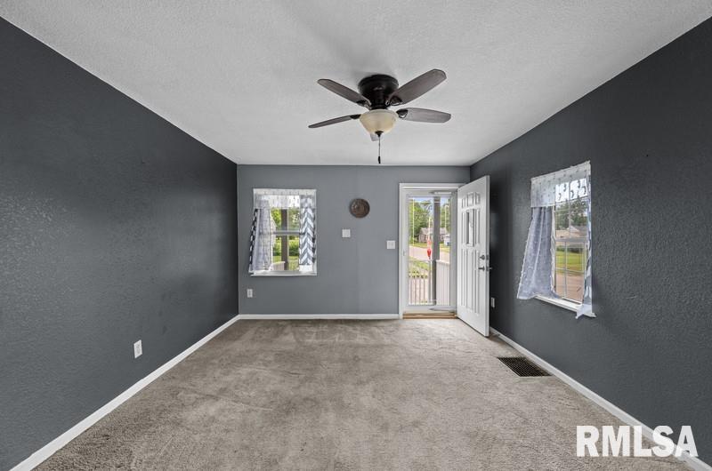 3132 Orchard Avenue Property Photo 6