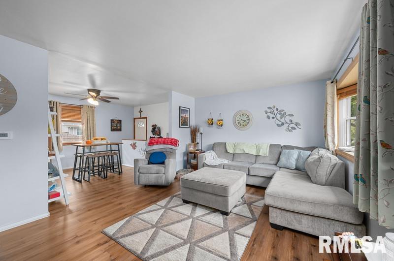 2314 N Birchwood Avenue Property Photo 6