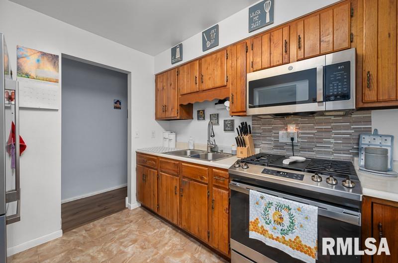 2314 N Birchwood Avenue Property Photo 11