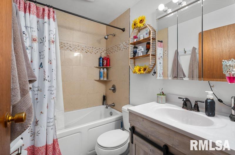 2314 N Birchwood Avenue Property Photo 17