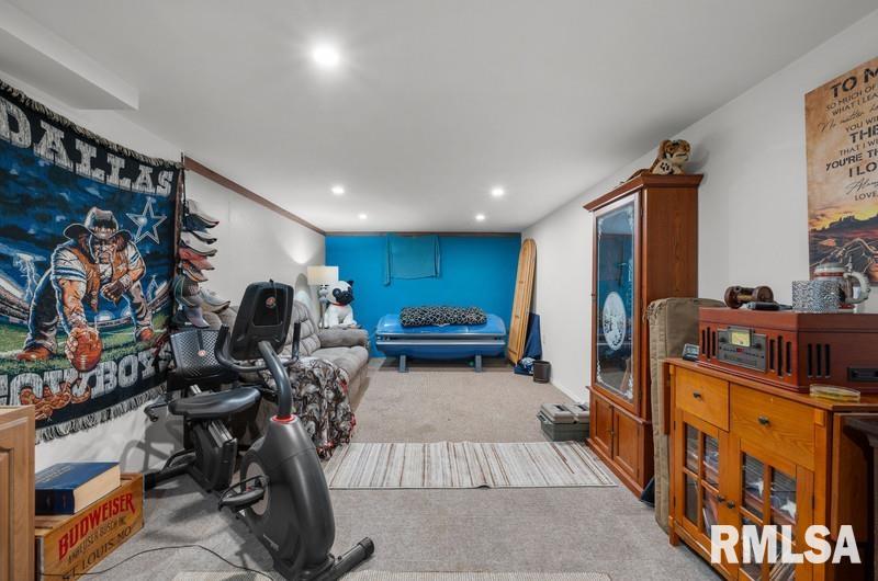 2314 N Birchwood Avenue Property Photo 20