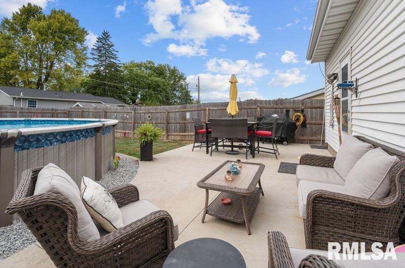 2314 N Birchwood Avenue Property Photo 25