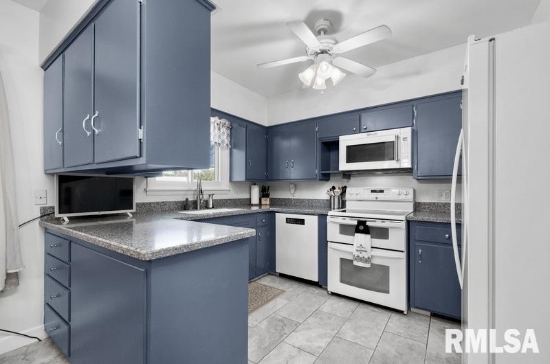 1825 W 38th Place Property Photo 6