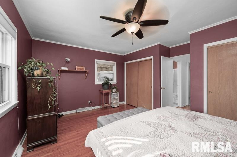 1825 W 38th Place Property Photo 17