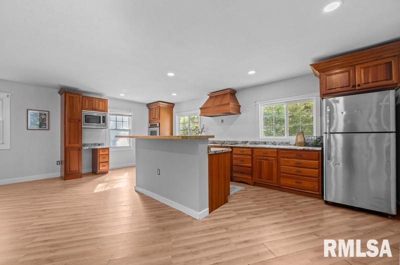 1709 Christie Street Property Photo 6