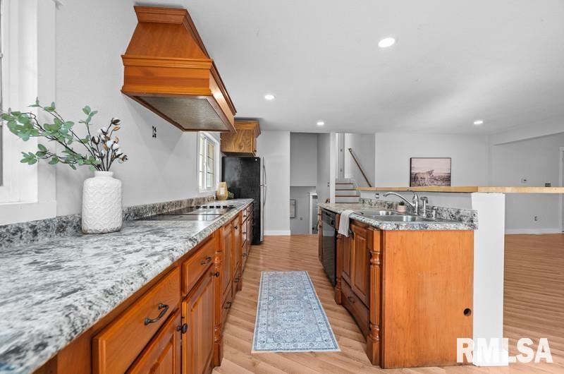 1709 Christie Street Property Photo 7