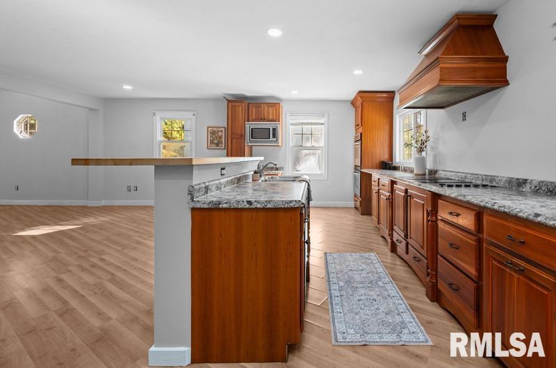 1709 Christie Street Property Photo 8