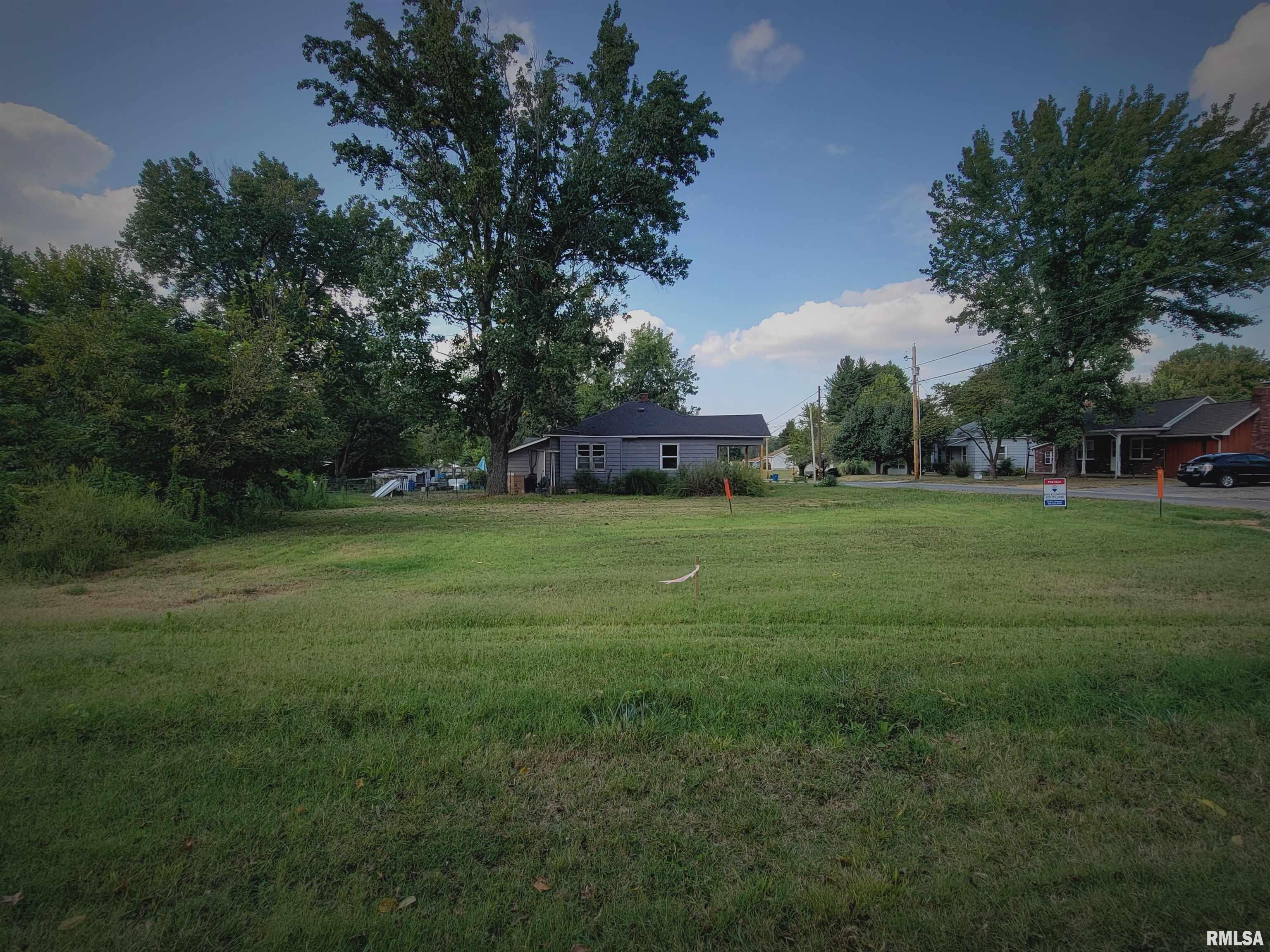 000 W 13th Street Property Photo