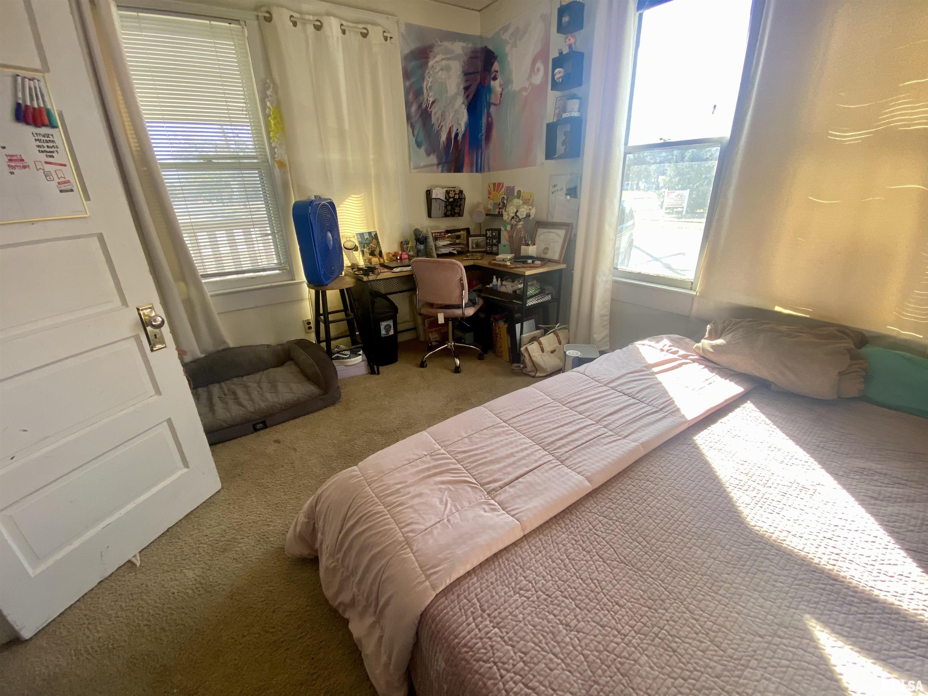 912 W Mill Street Property Photo 20