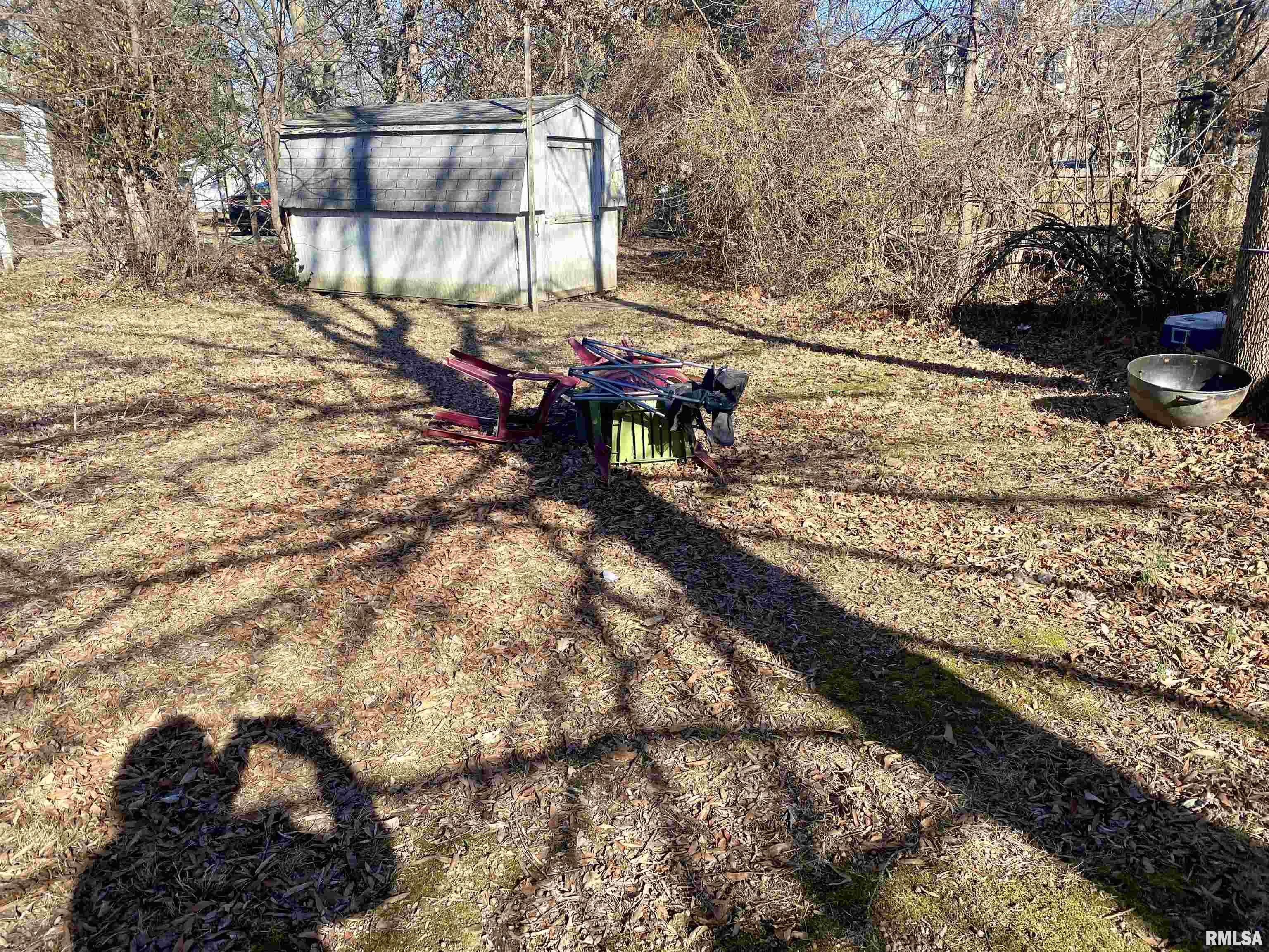 912 W Mill Street Property Photo 23