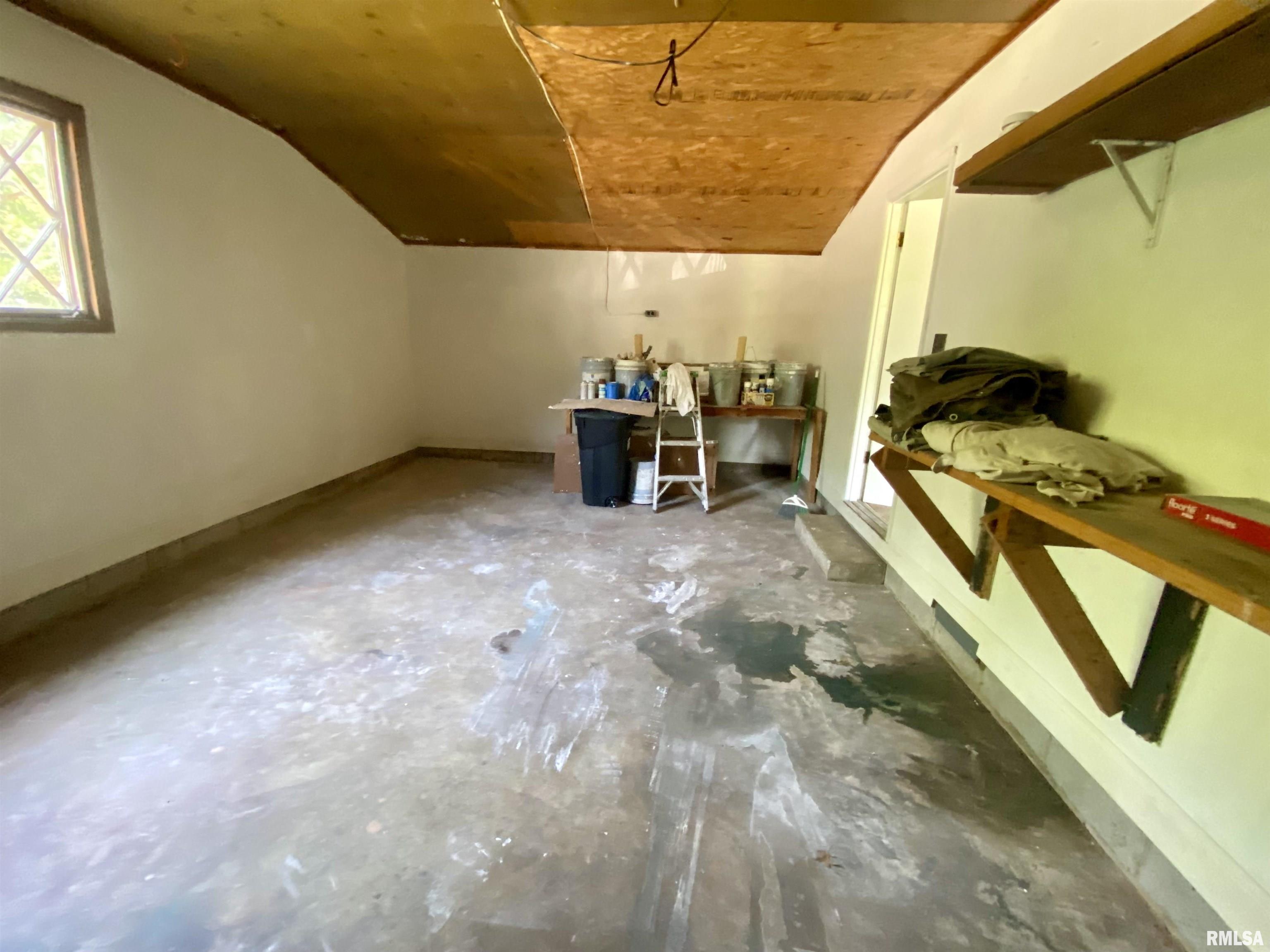 903 W Freeman Street Property Photo 20