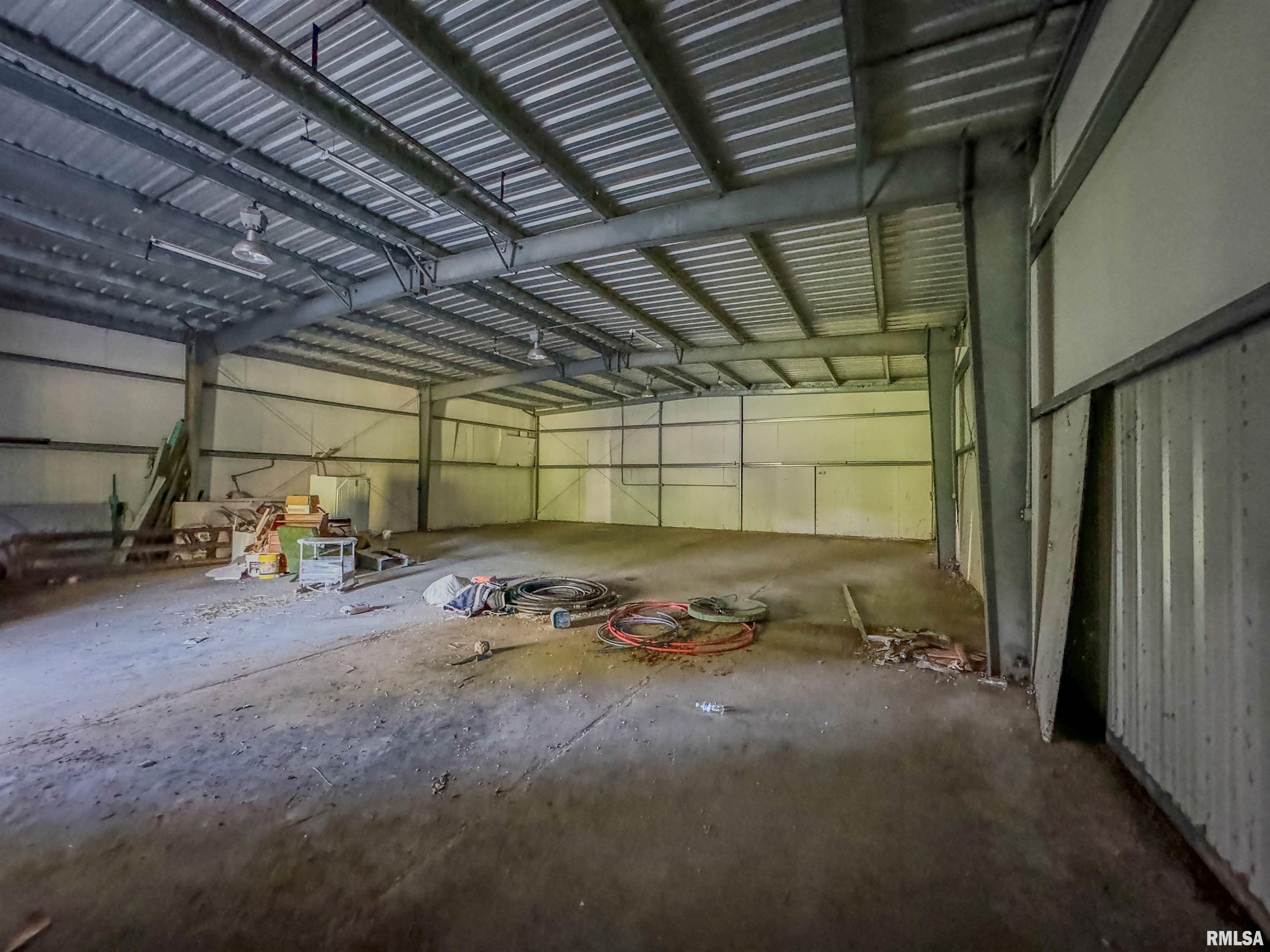 21252 N Old Miller Lane Property Photo 44