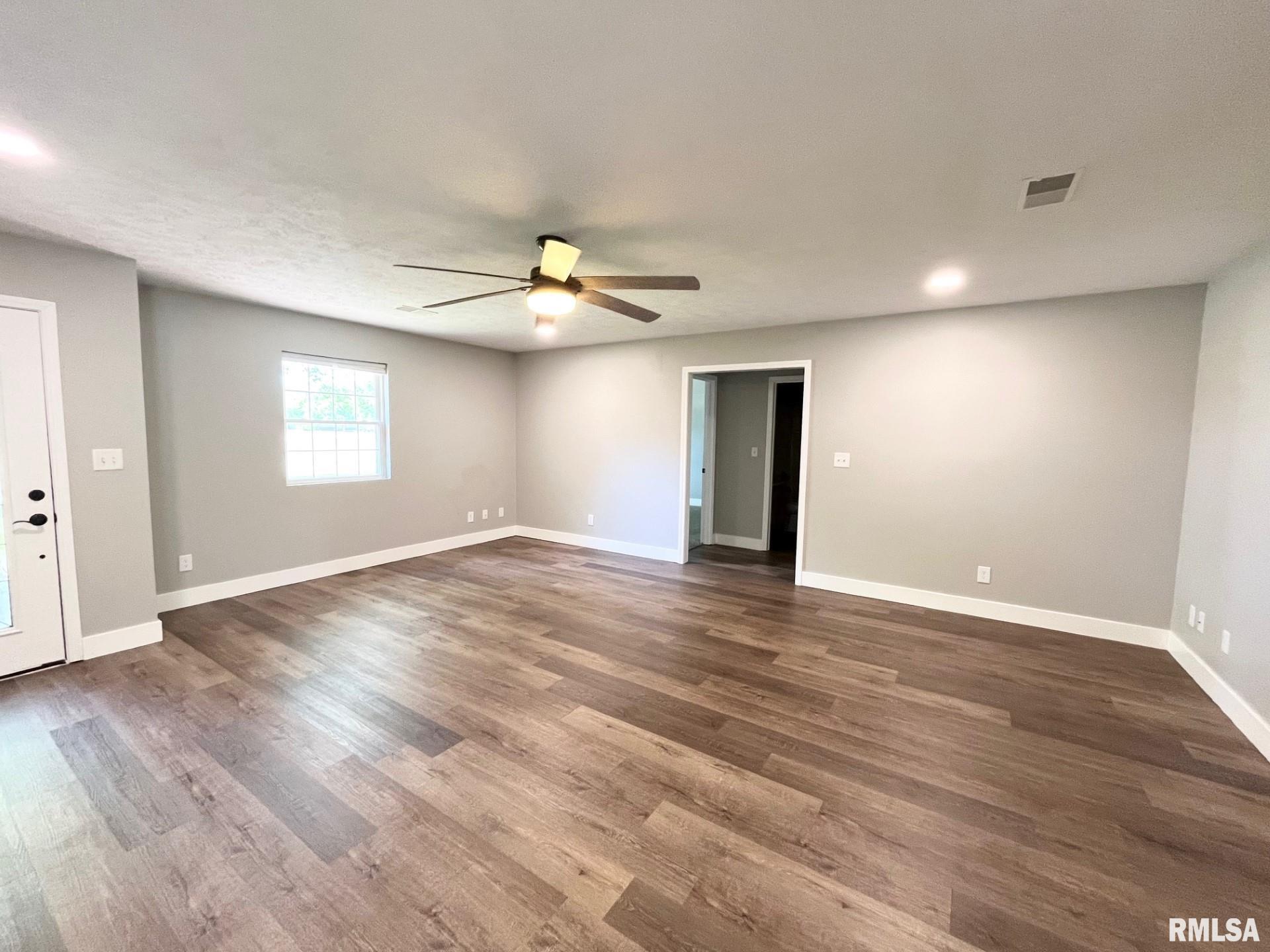 1518 Broeking Road Property Photo 14
