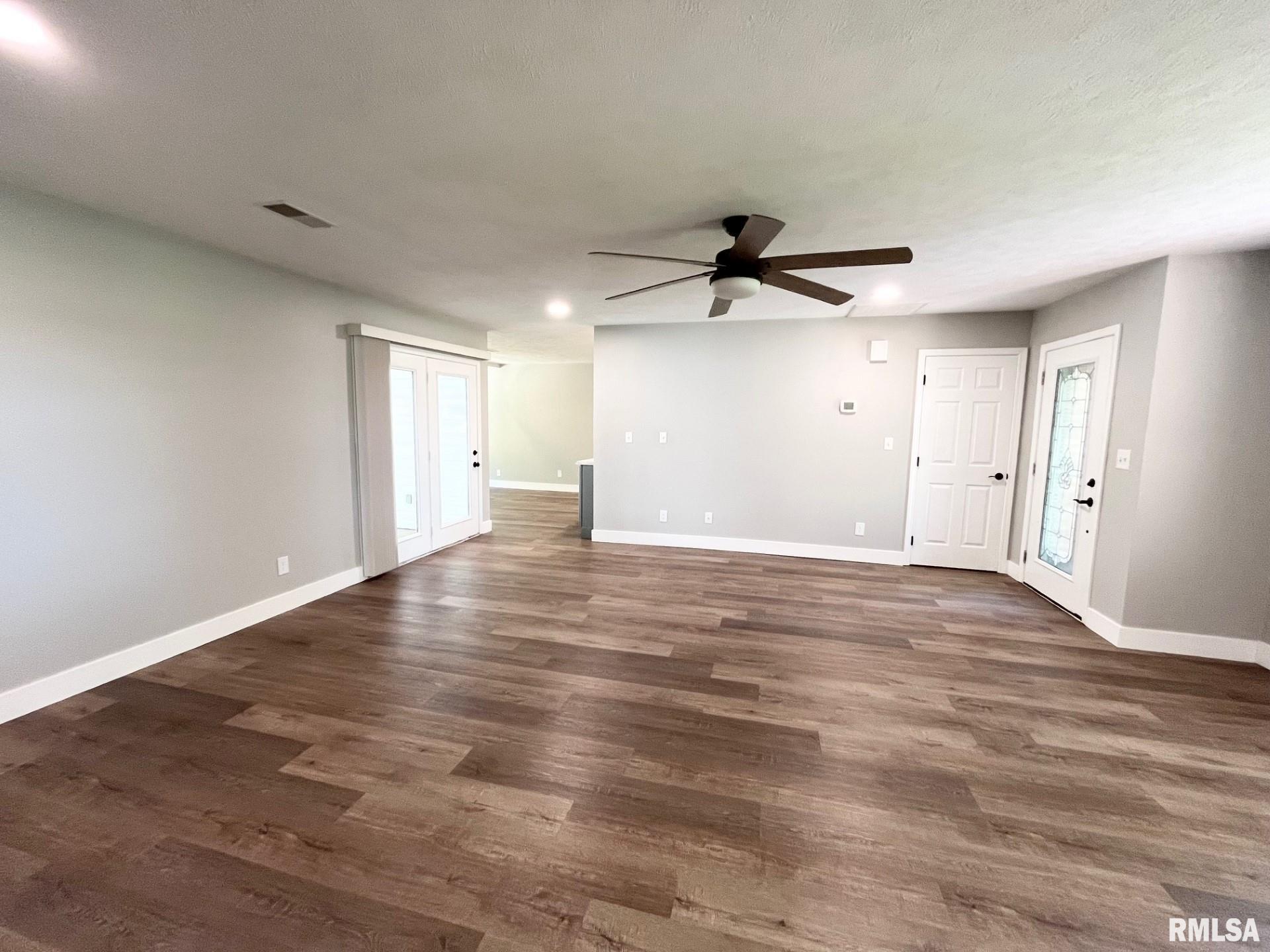 1518 Broeking Road Property Photo 15