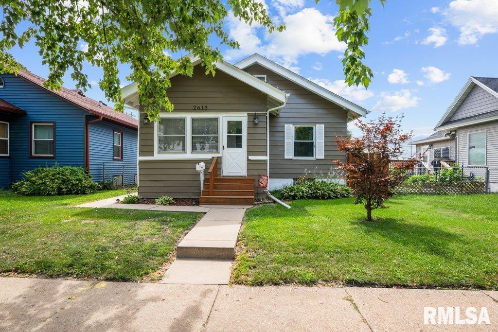 2613 BOIES Avenue Property Photo 1