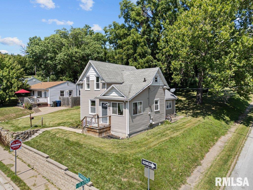 3104 FAIRVIEW Street Property Photo 1