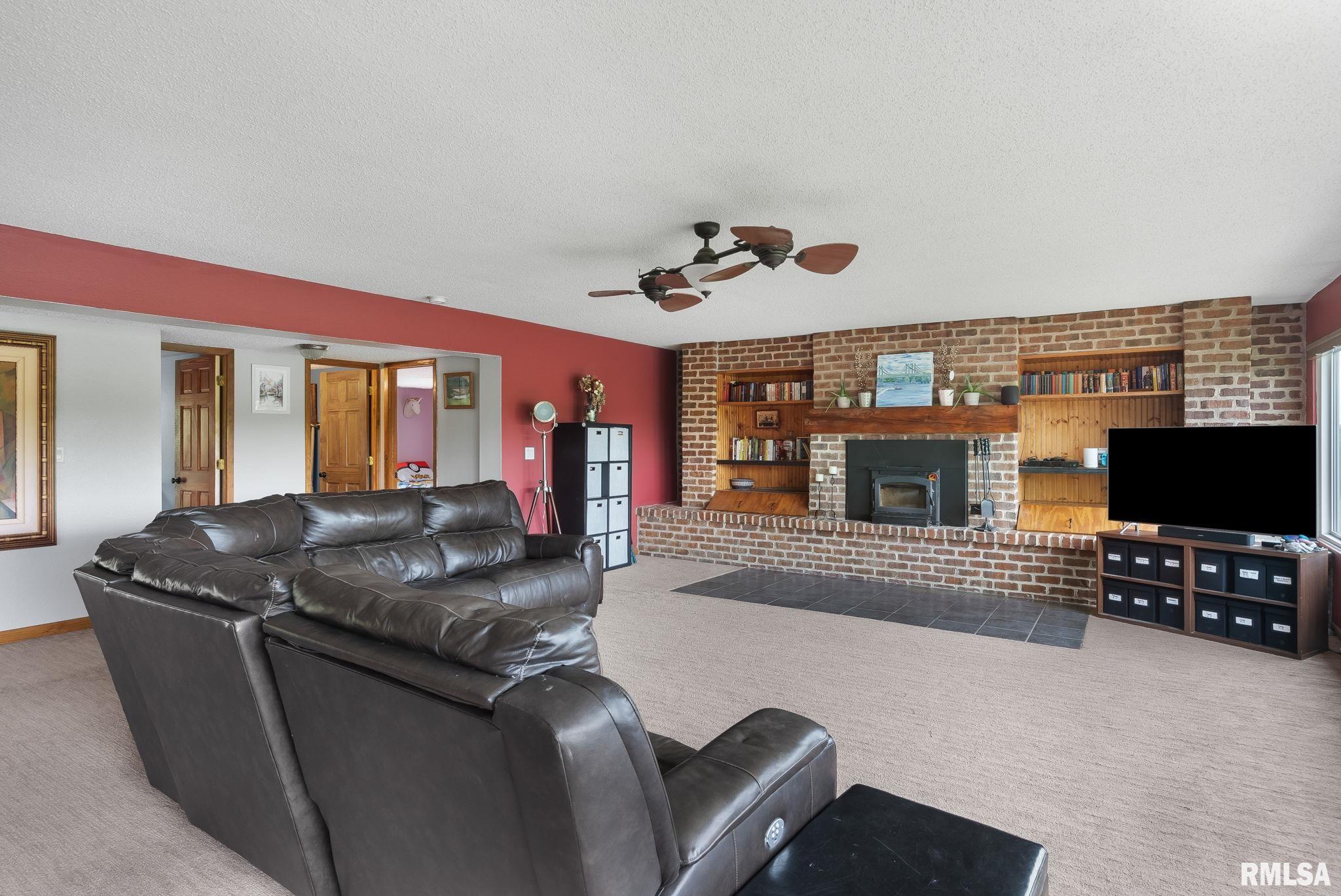 3415 170th Street Property Photo 9