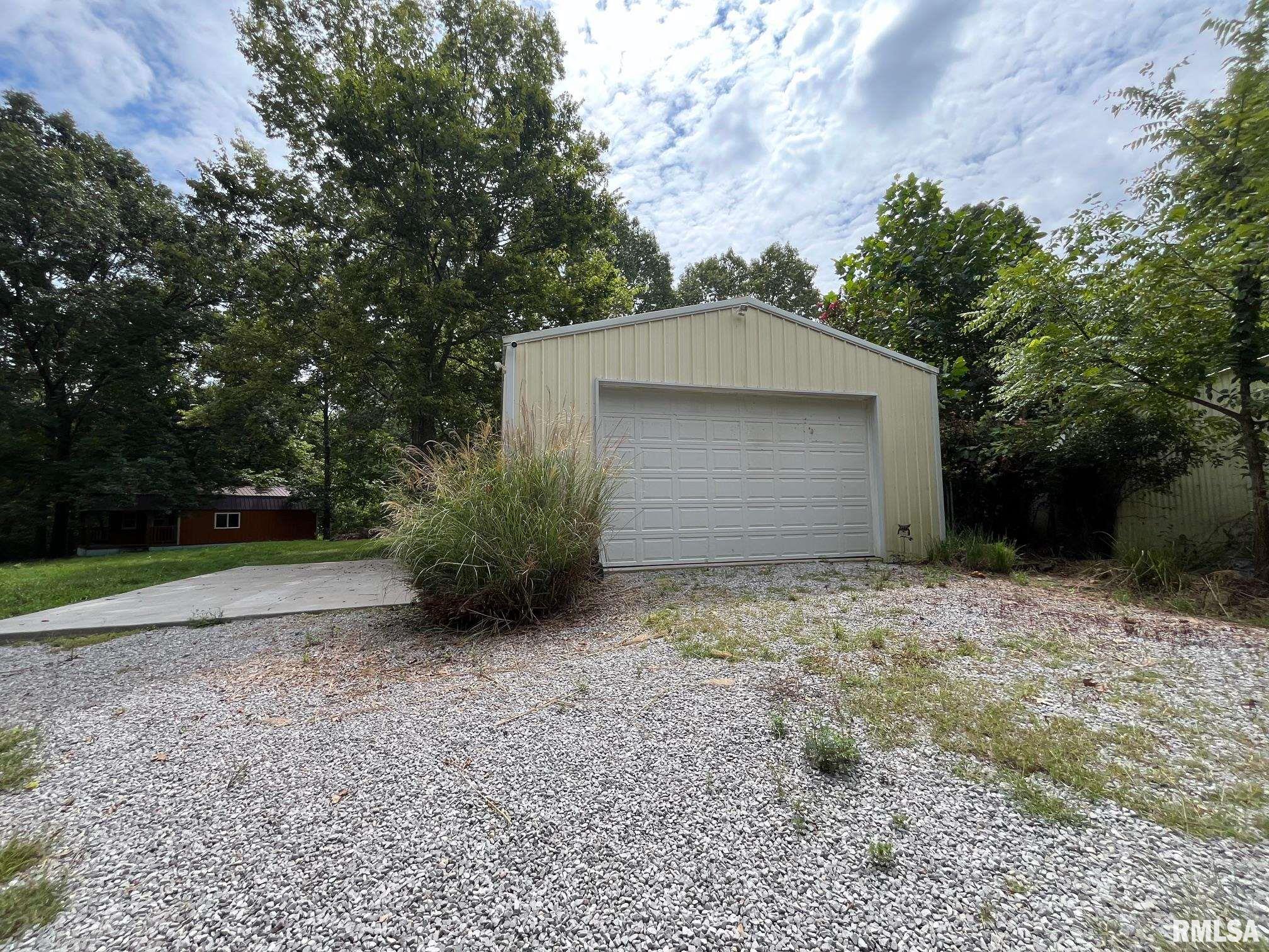 210 Fawn Trail Lane Property Photo 10