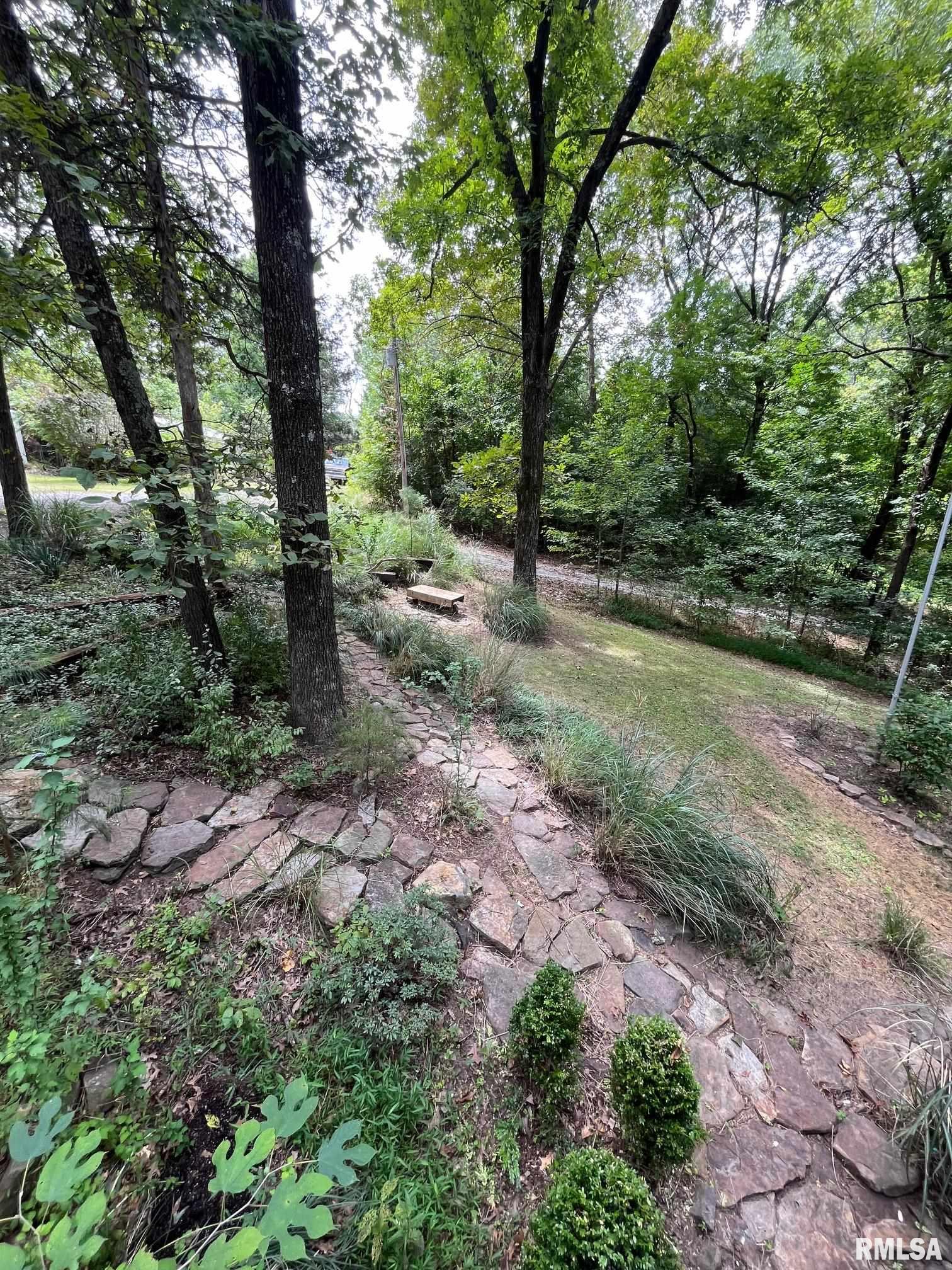 210 Fawn Trail Lane Property Photo 16