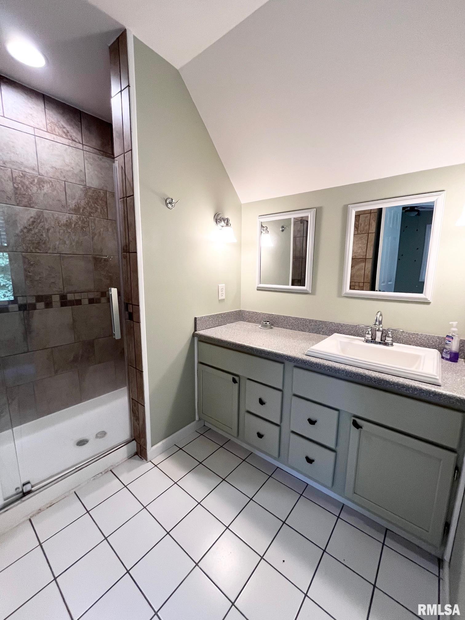 210 Fawn Trail Lane Property Photo 23