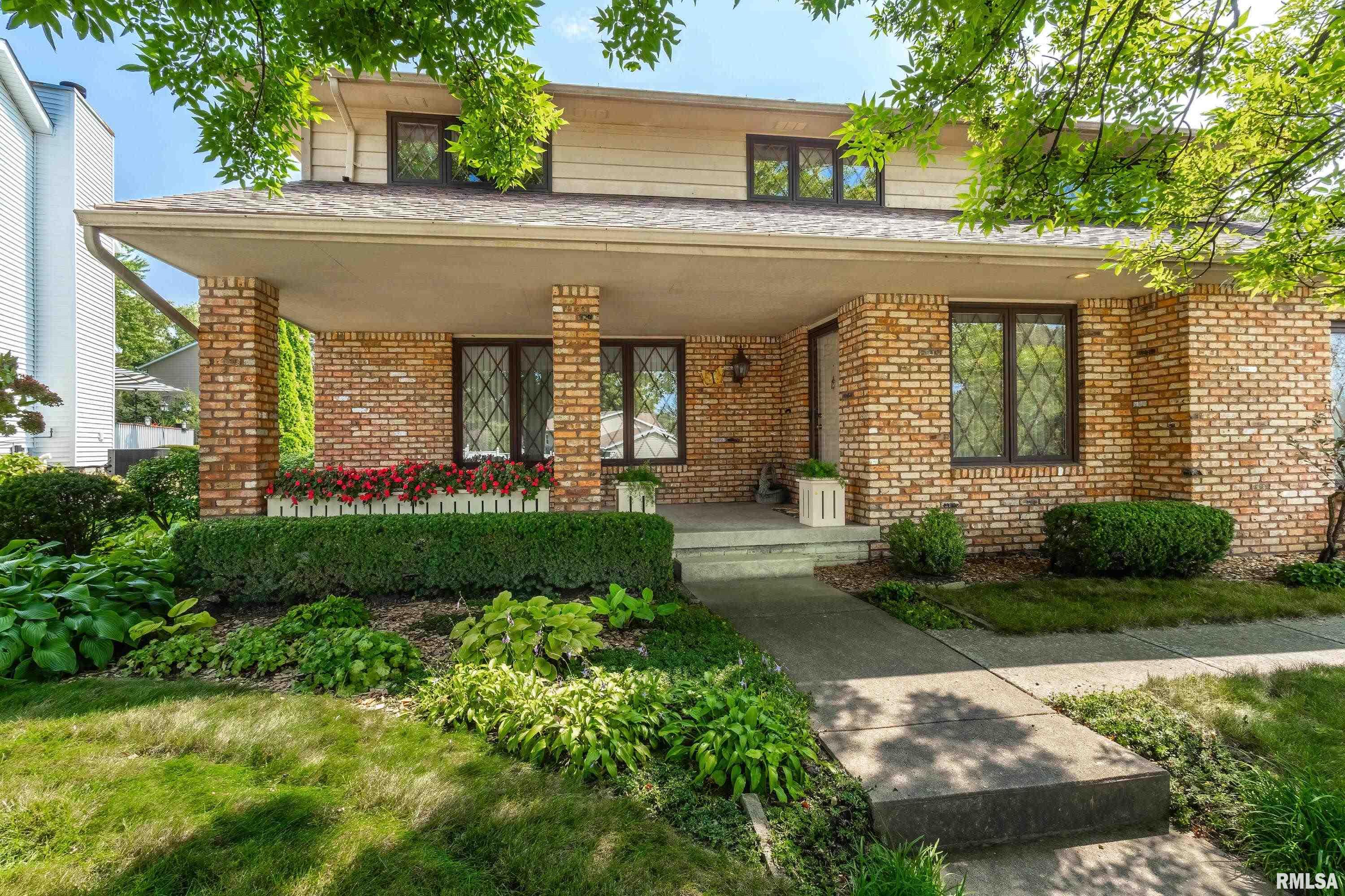 3925 WAKONDA Drive Property Photo 1