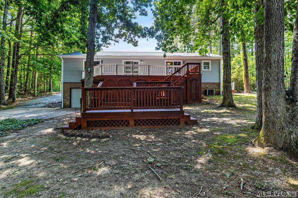 134 Roanoke Dr Property Photo 10