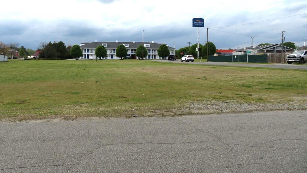 201 Summitt Avenue Property Photo 2