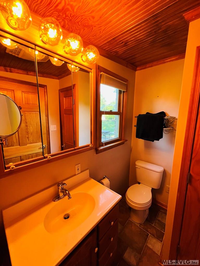 1659 Eastern Shores Road Property Photo 23