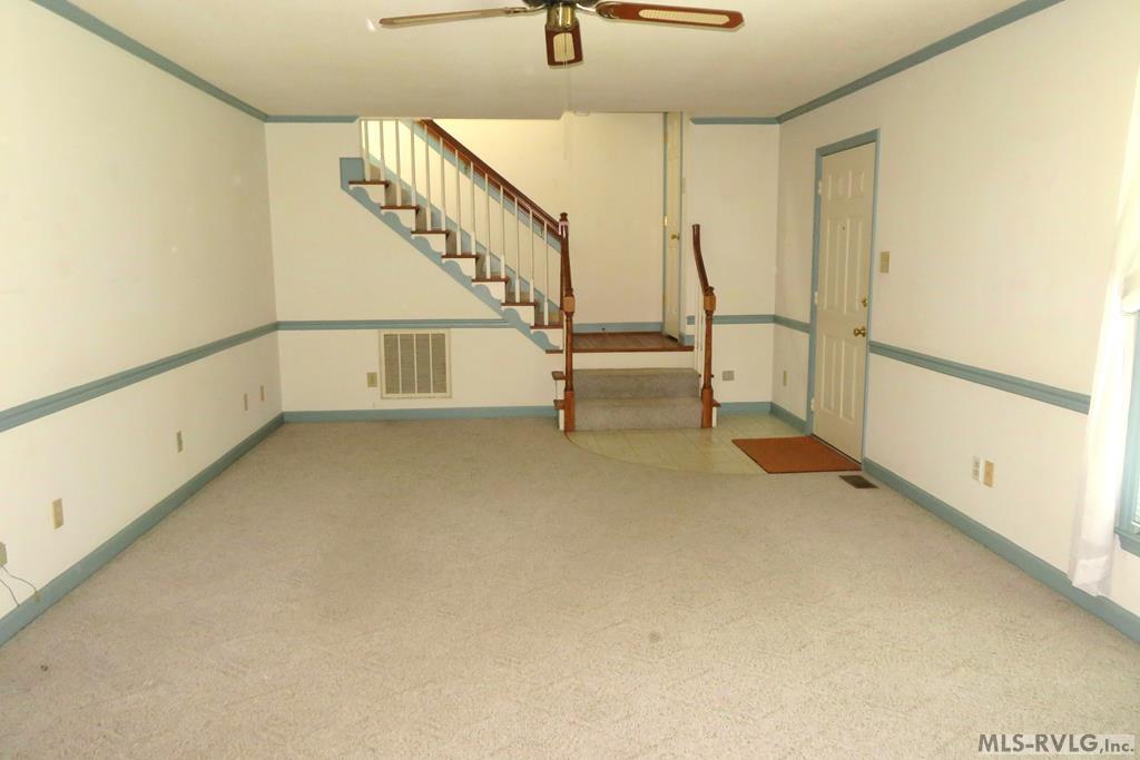 107 River Road North Property Photo 10