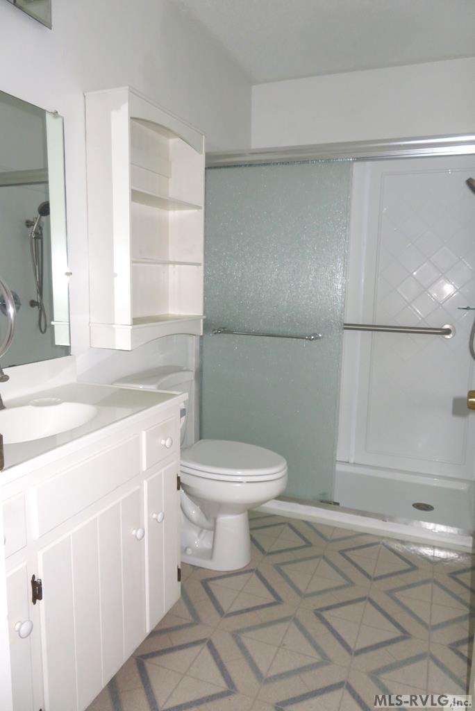 107 River Road North Property Photo 29